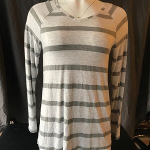 CAbi - long sleeve gray stripe